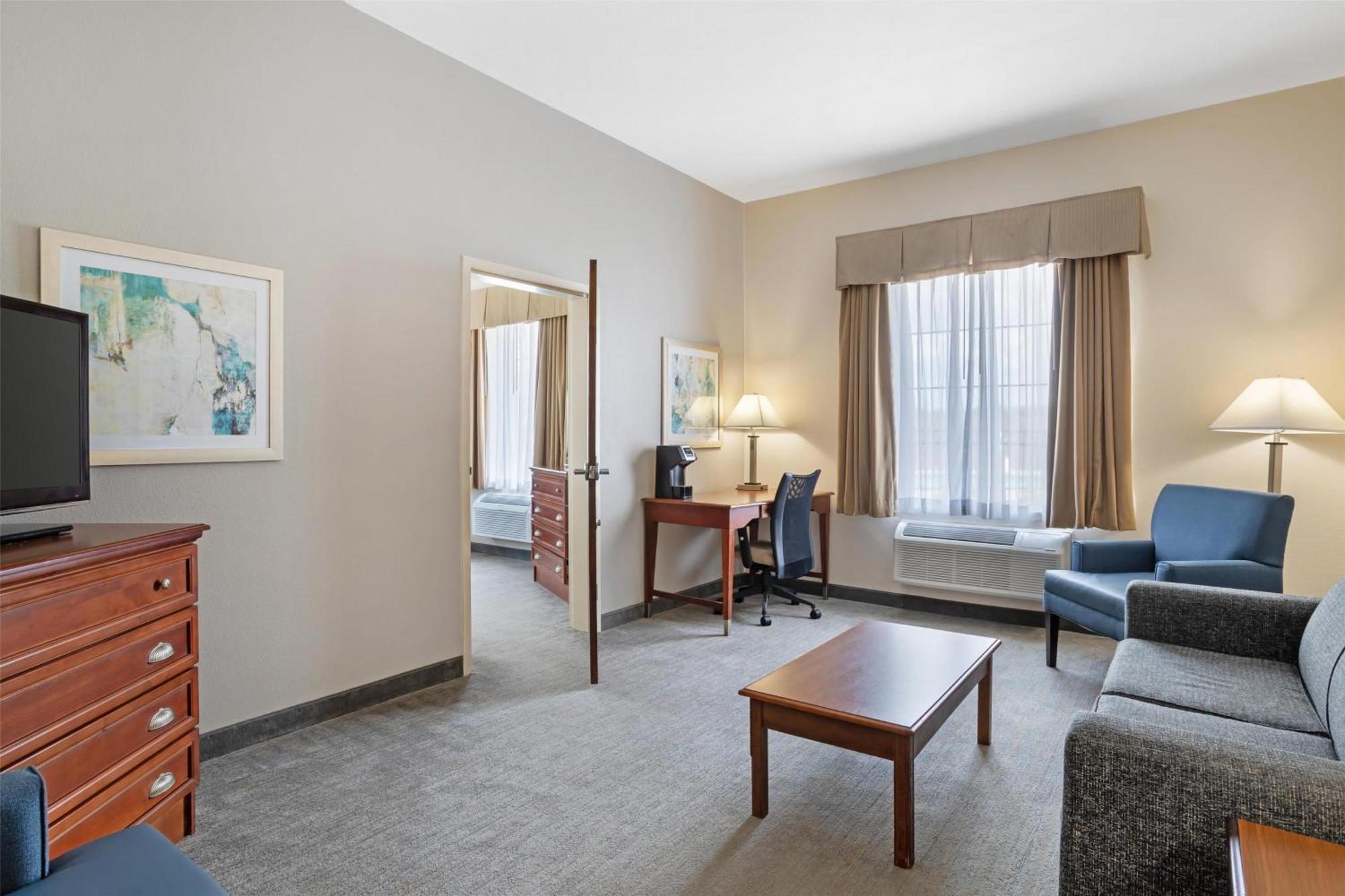 Best Western Plus Executive Hotel & Suites Салфер Экстерьер фото